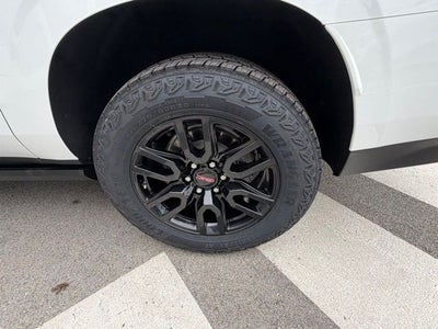 2023 GMC Yukon XL AT4