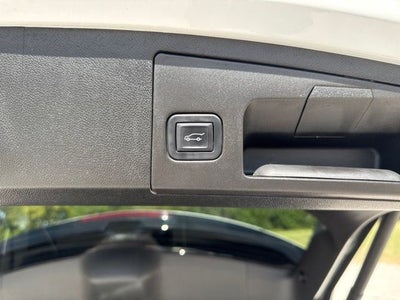 2022 Cadillac XT4 Premium Luxury