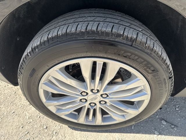 2018 Cadillac XT5 Premium Luxury