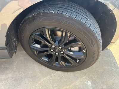 2022 Ford Edge SE