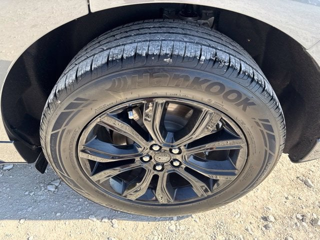 2022 Ford Edge SE