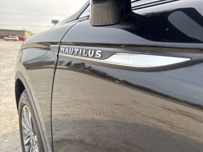 2022 Lincoln Nautilus Standard