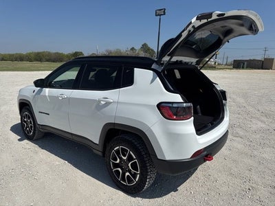 2025 Jeep Compass Trailhawk