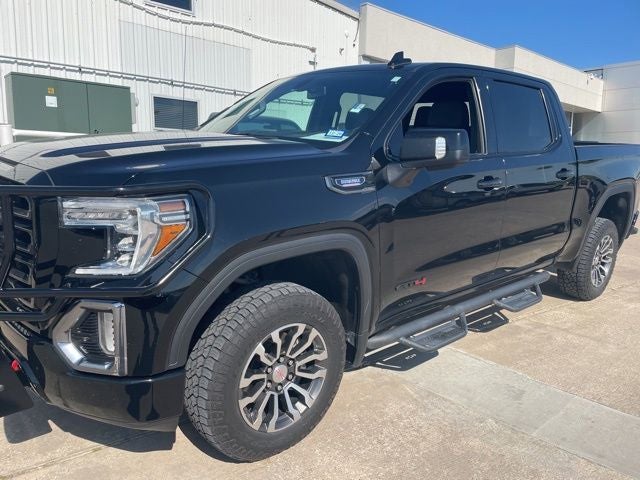 2021 GMC Sierra 4WD Crew Cab Short Box AT4's photo