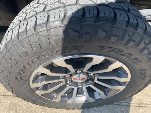 2021 GMC Sierra 1500 AT4
