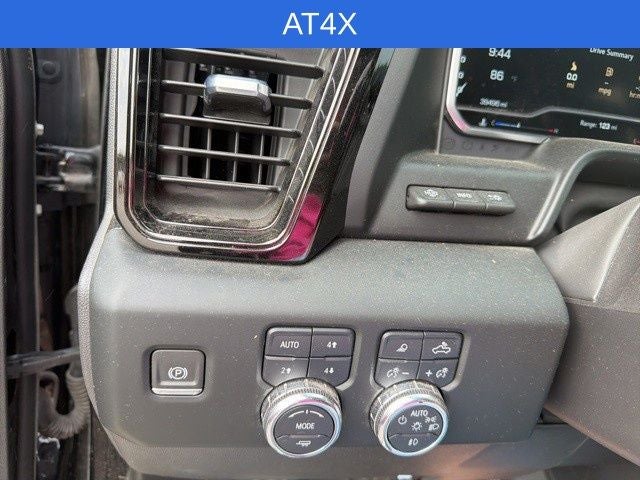 2023 GMC Sierra 1500 AT4X