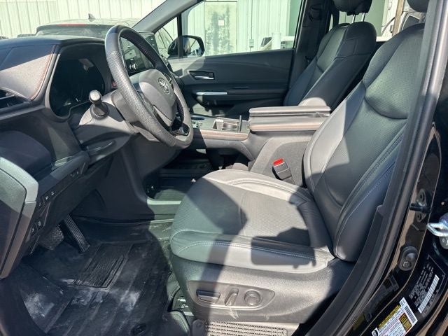 2023 Toyota Sienna XSE 7 Passenger
