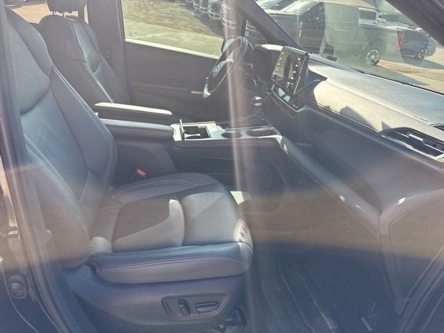 2023 Toyota Sienna XSE 7 Passenger