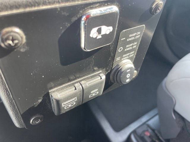 2021 Toyota Sienna XLE BraunAbility WheelChair Rampvan Handicap Accessible