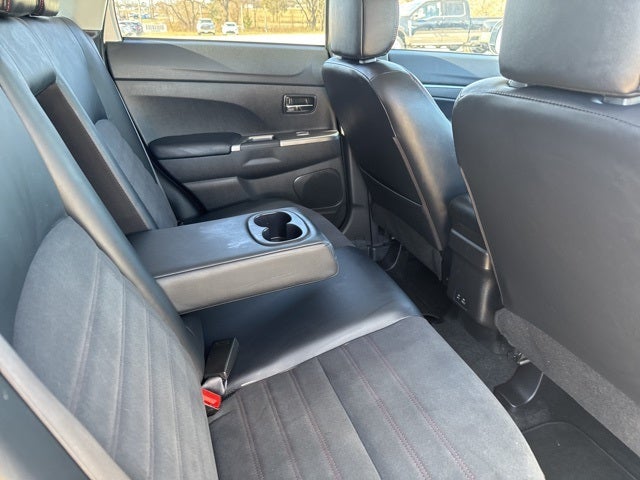 2025 Mitsubishi Outlander Sport 2.0 SE