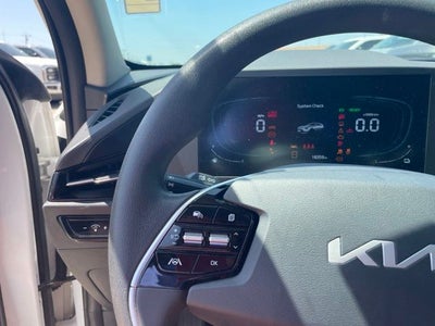 2025 Kia Niro LX