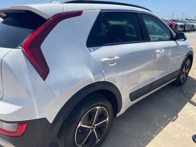 2025 Kia Niro LX