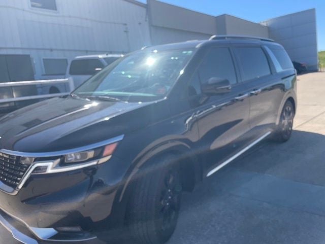 2024 Kia Sedona SX Prestige's photo