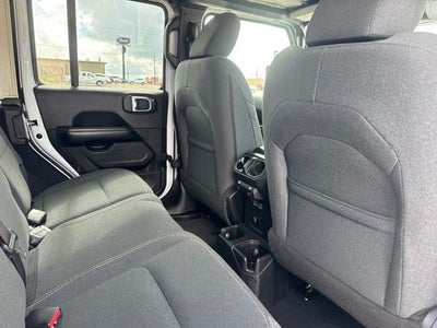 2024 Jeep Wrangler 4-Door Sahara 4x4
