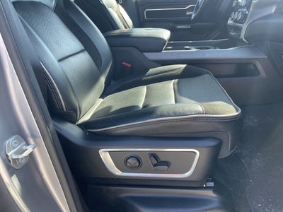 2024 RAM 1500 Laramie Crew Cab 4x2 5'7' Box