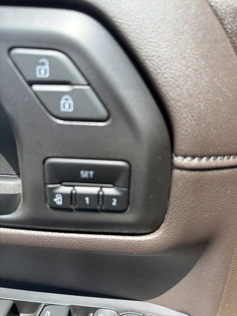 2023 GMC Sierra 2500HD 4WD Crew Cab Standard Bed Denali