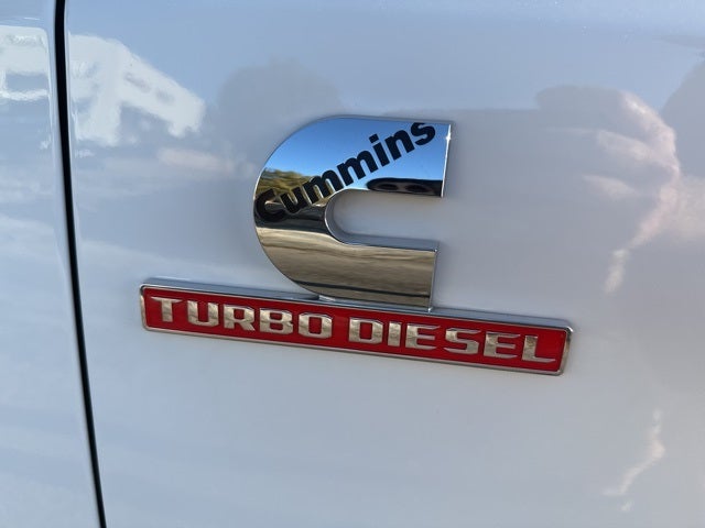 2025 RAM 3500 Laramie Crew Cab 4x4 8' Box