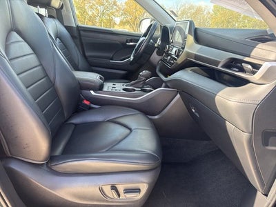 2024 Toyota Highlander XLE